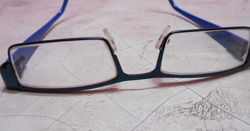 Consultation chez l'opticien : un rôle de dépistage précis
